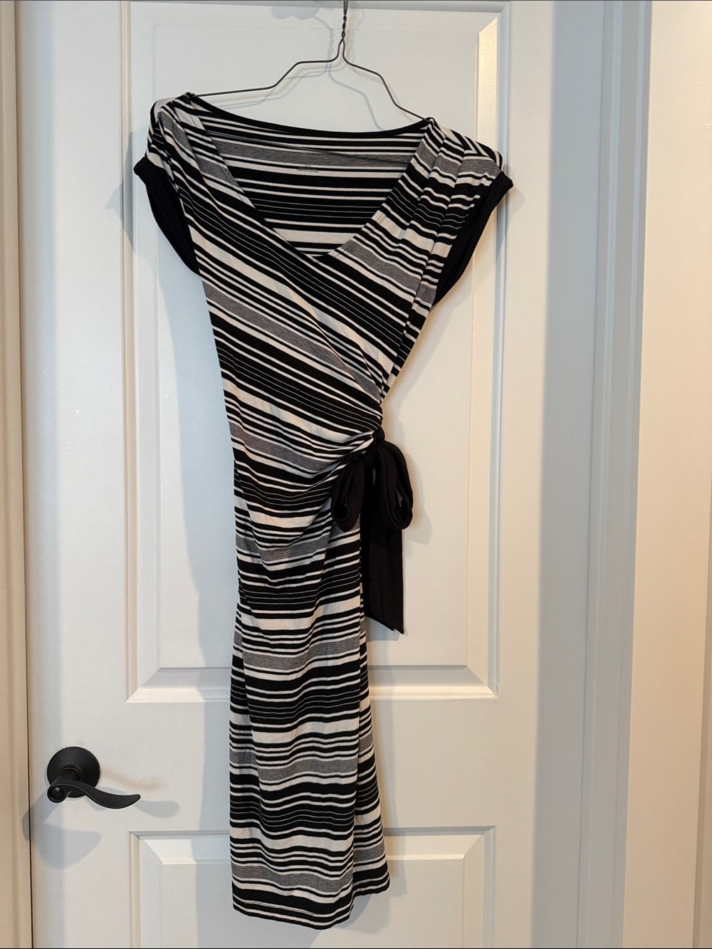 Liz Lange Black and White Striped Wrap Midi Dress